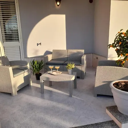 Siracusa Breakfast & 3*